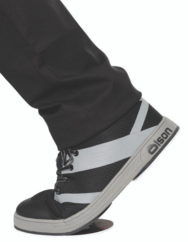 Crosskick Black/Grey Men's Right Handed